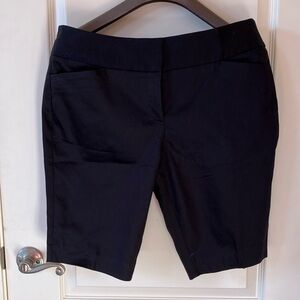 Host Pick! NWT 12P black Worthington modern fit Bermuda shorts.